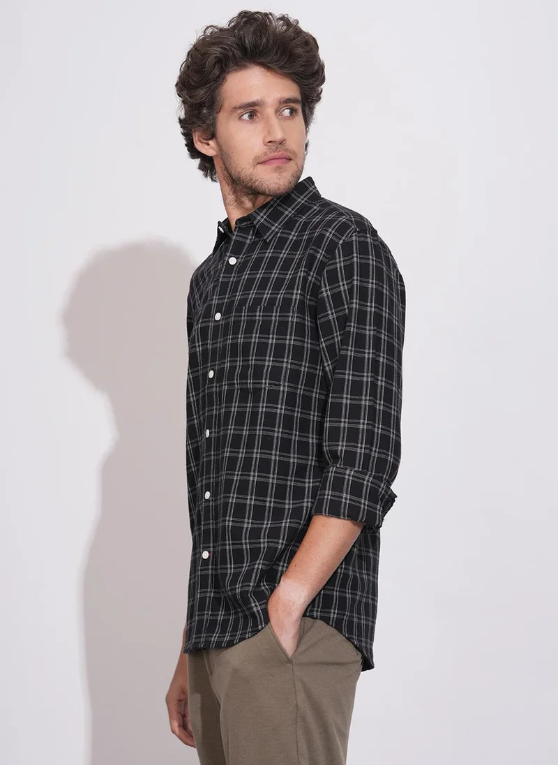 بيينغ هيومان Men Slim Fit Gingham Checks Checked Casual Shirt