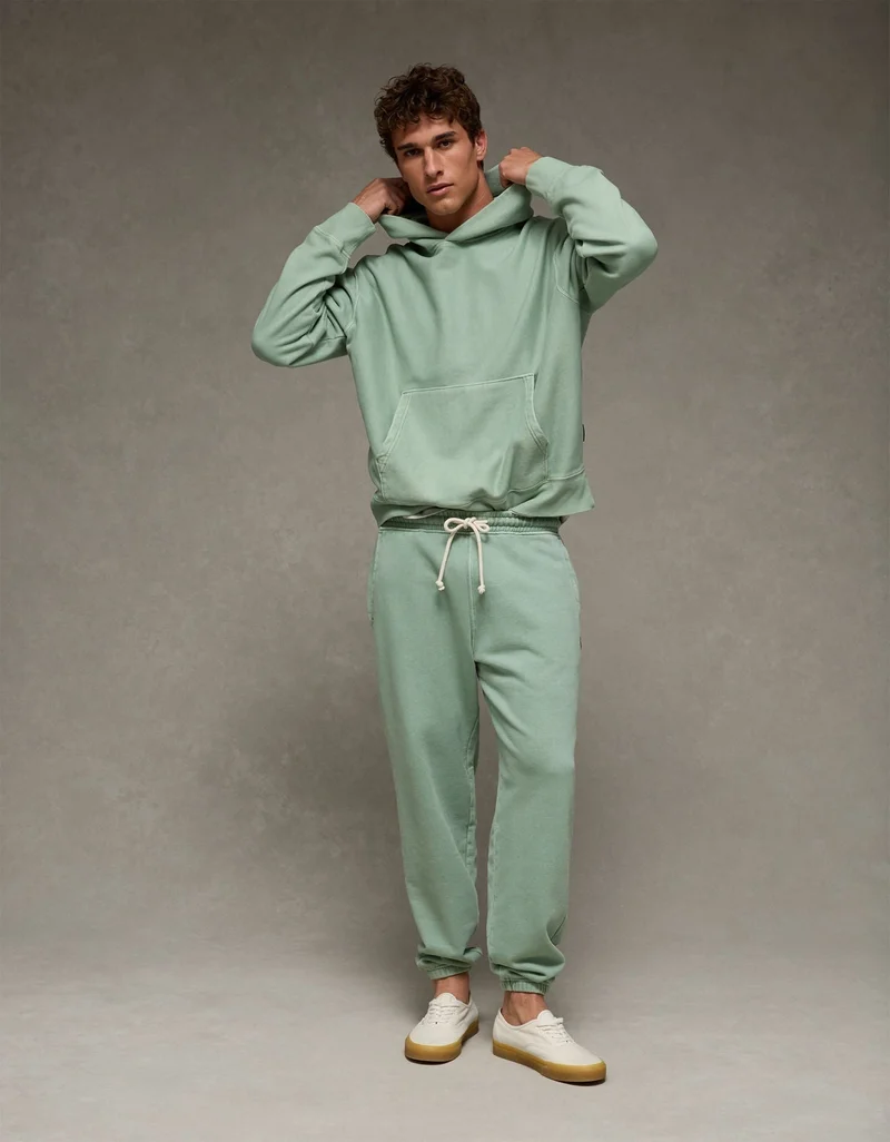 امريكان ايجل هودي سميك بقصّة مريحة من نسيج سميك وفاخر