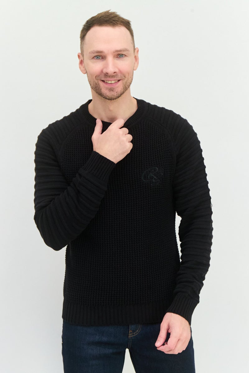 CROSSHATCH سويت شيرت رجالي بياقة دائرية بشعار مطرز، أسود - Image 1