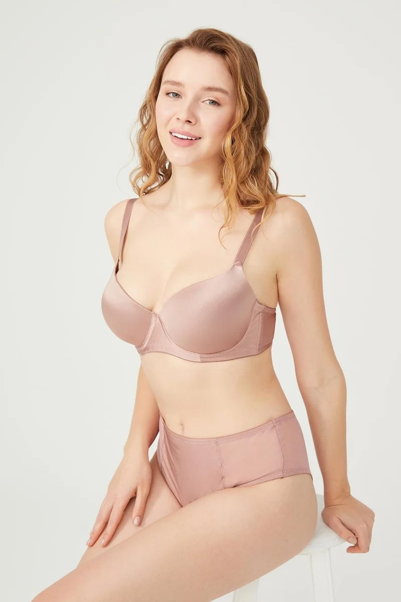 Cansoy Non-supportive C Cup Powder Minimizing Bra Set 660TK