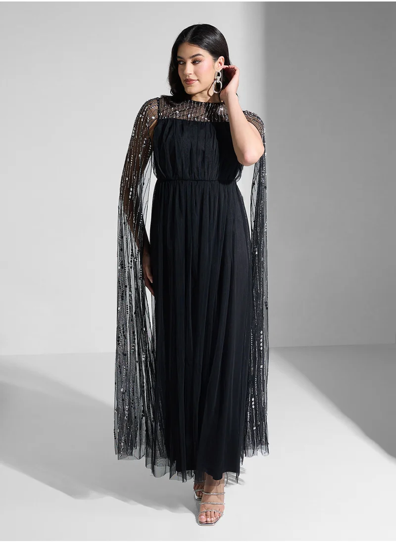 اميليا روز Embellished Cape Sleeves Maxi Dress