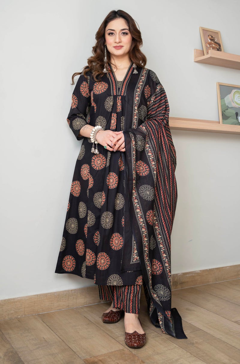 Arayna Women's Pure Cotton Intricate Block Printed Ethnic Wear Kurta Set with Palazzo & Dupatta, Midnight Black, Large - Image 4