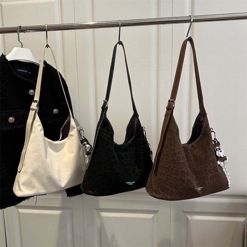2025 Fashion Classic Versatile Shoulder Bag for Women - Image 1