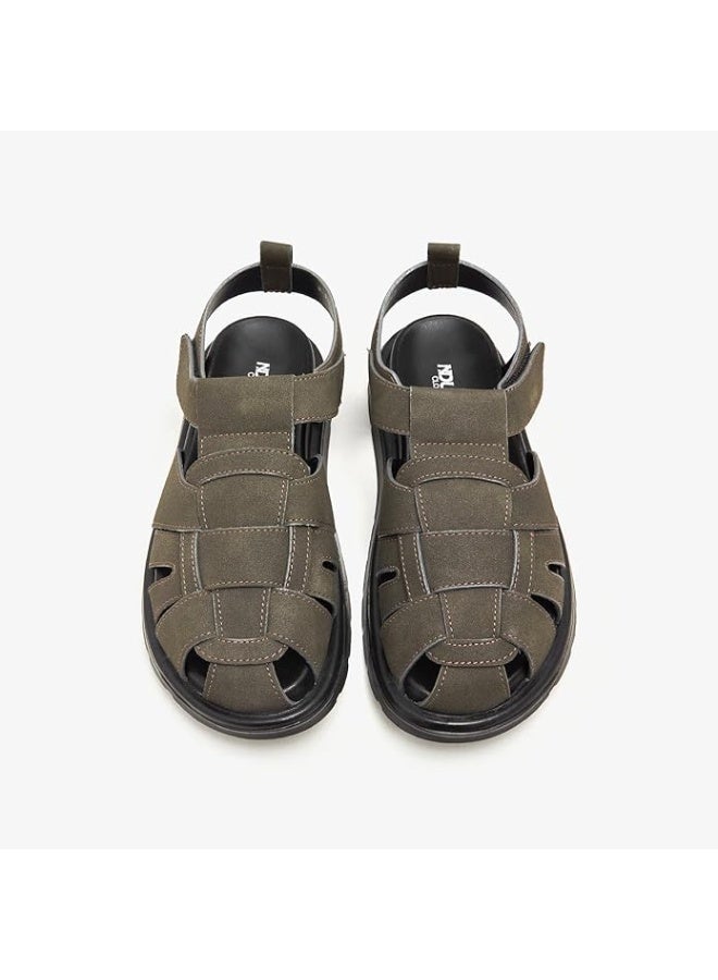 نديور صنادل الصياد الكلاسيكية للرجال من NDURE | جلد صناعي متين | نعل داخلي من رغوة كلاود | نعل خارجي مقاوم للانزلاق من البولي يوريثان | مقدمة أصابع مستديرة | خفيفة الوزن وراحة يومية - Image 2