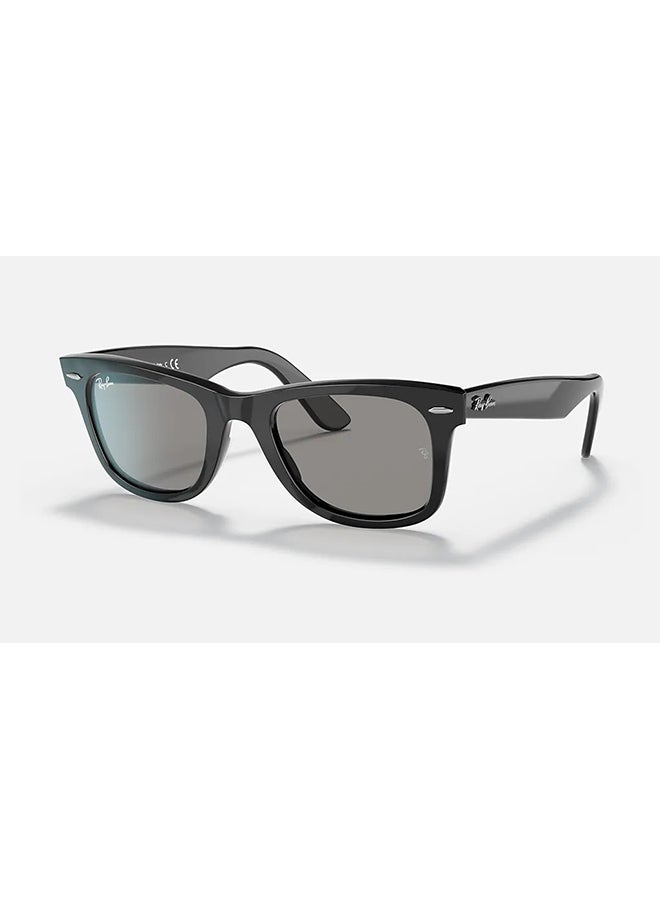 Ray-Ban Men Wayfarer Sunglasses - Lens Size: 52mm - Image 1