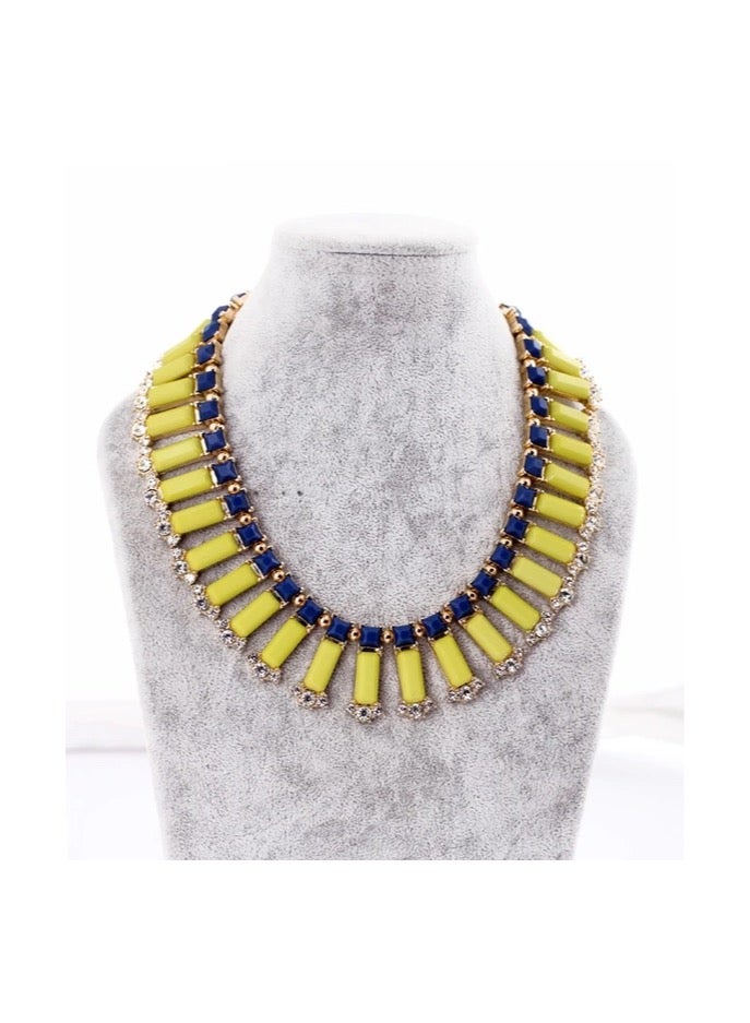 Modern Elegant Yellow Resin Necklace for Women, Summer Style, Fashion Jewelry Luxury, Bright Colorful Beach Accessory Created Diamonds and Stones Golden Girls Birthday Present Idea for Mother's Day Gift Valentine's Day Ramadan Kareem Eid Celebration Special Ocassion  - Image 3