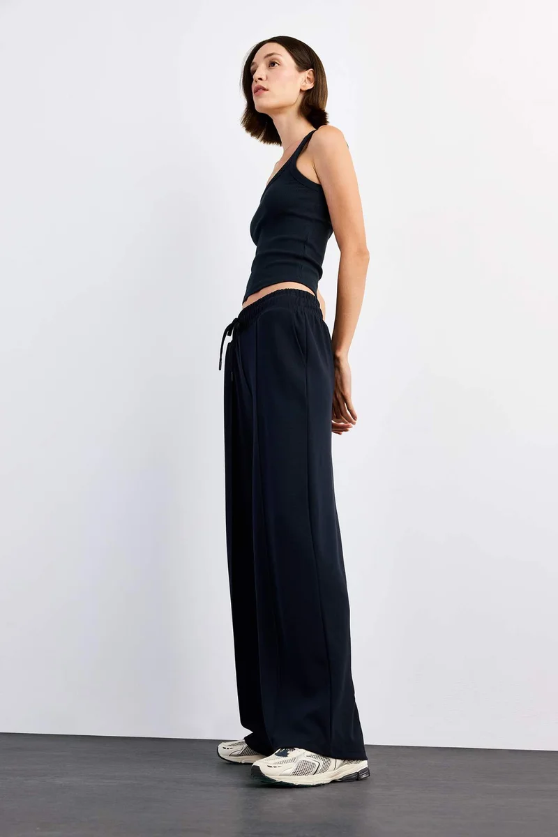 ديفاكتو Relax Fit Regular Waist Straight Leg Modal Trousers