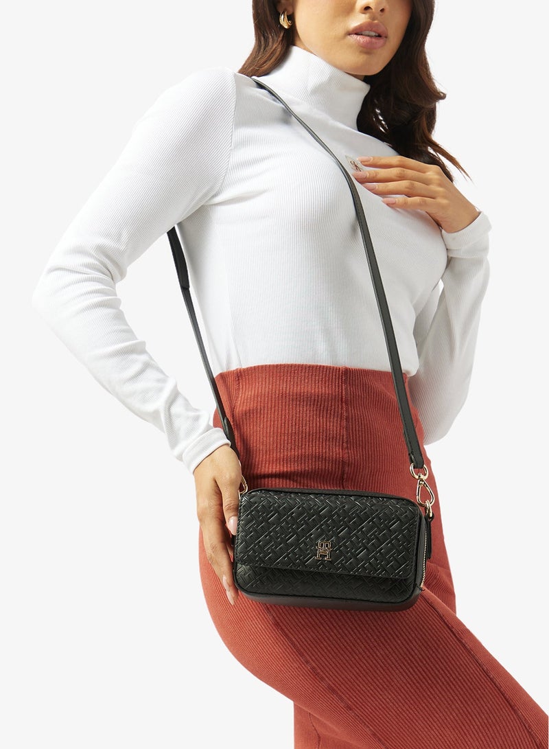 TOMMY HILFIGER Icon Camera Bag - Image 2