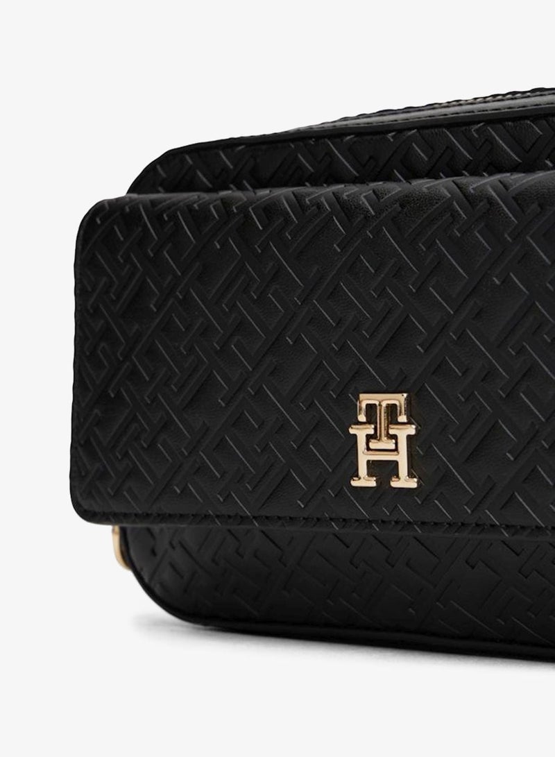TOMMY HILFIGER Icon Camera Bag - Image 4