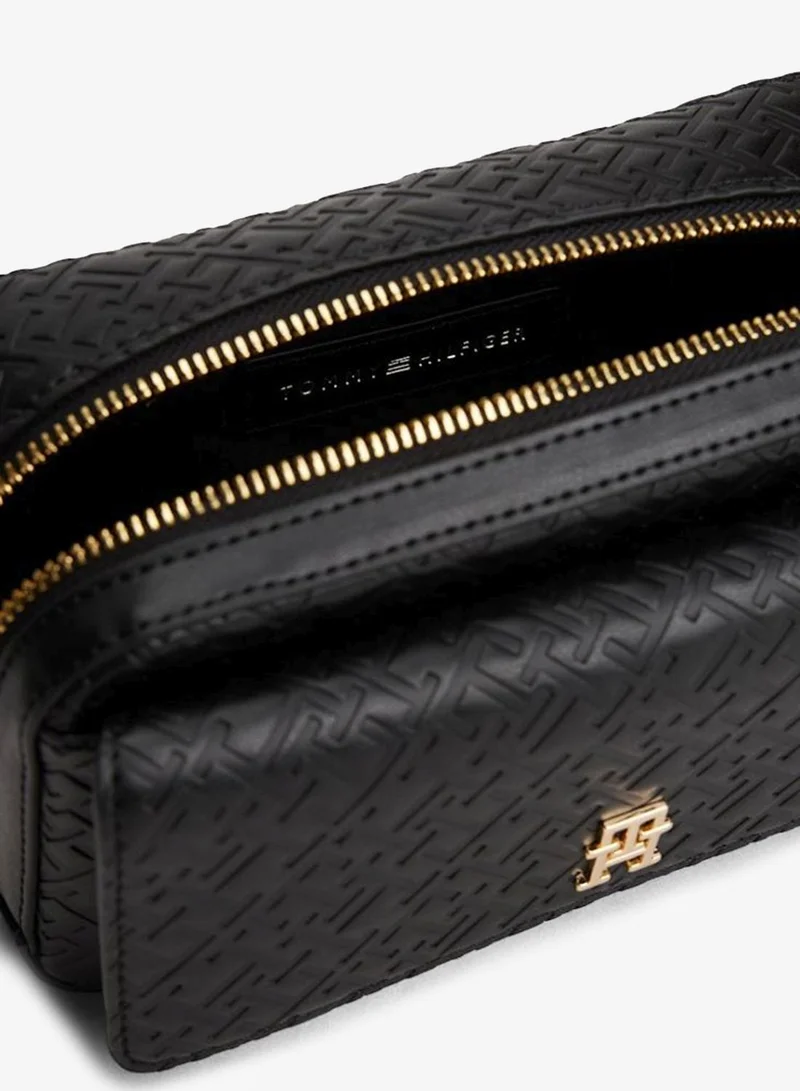 TOMMY HILFIGER  Icon Camera Bag for Women | Best Price UAE