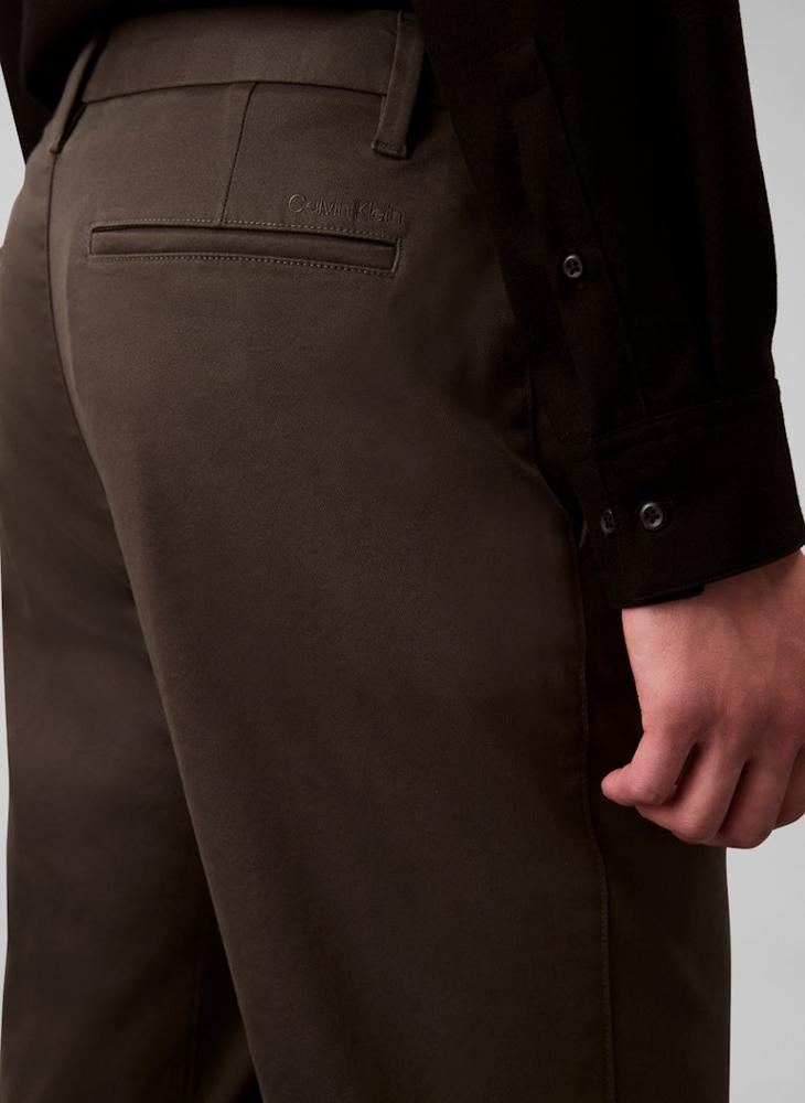 كالفن كلاين بنطال تشينو قطن ضيق ومطاطي - Image 4