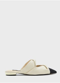 Findya3-A Slip Ons