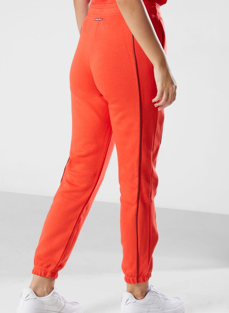 نايكي بنطال رياضي بجيوب جانبية - Image 2