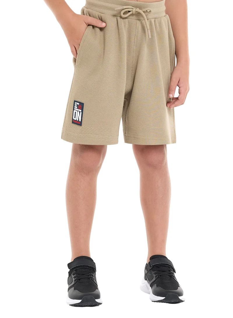 victor and jane Oversized - Boys' Jacquard 2-Piece Set - T-Shirt with Badge Detail and matching Shorts with Pockets,