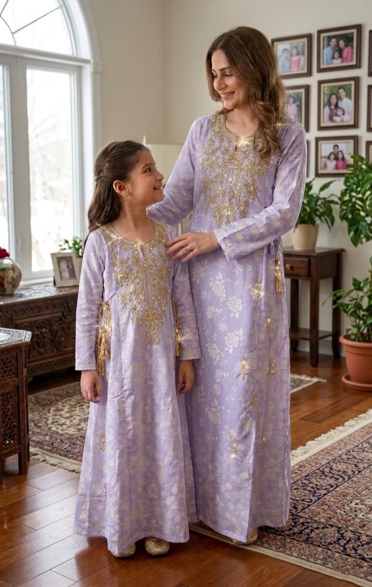 Women's thobe for mother and daughter with luxurio...