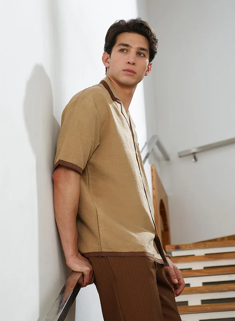 Campus Sutra Men's Beige Cuban Collar Short Sleeve Shirt