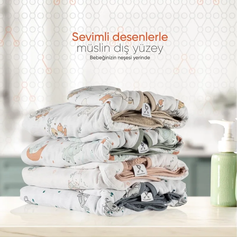 Gezenbebe Hero Patterned Muslin & Towel Baby Poncho Bunny