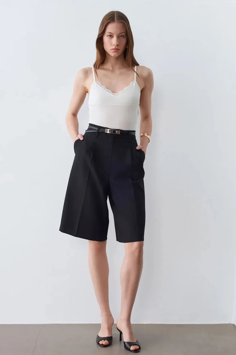 ديلفين DILVIN Lace V-Neck Sleeveless Cami Blouse