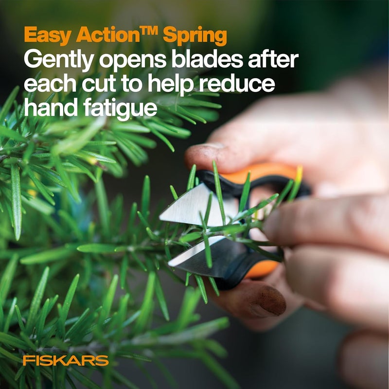 Fiskars Herb Garden Scissors, 5" Garden Shears, Handheld Herb Snips with Sheath and SoftGrip Handle, Dishwasher Safe - Image 4