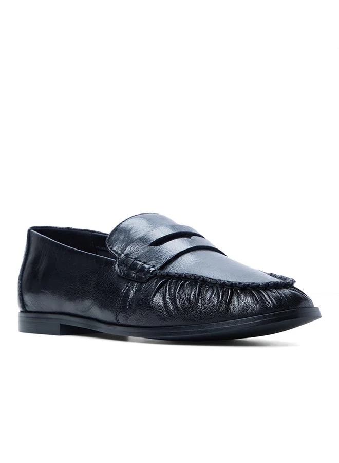 الدو Veviane Ladies Black Loafers