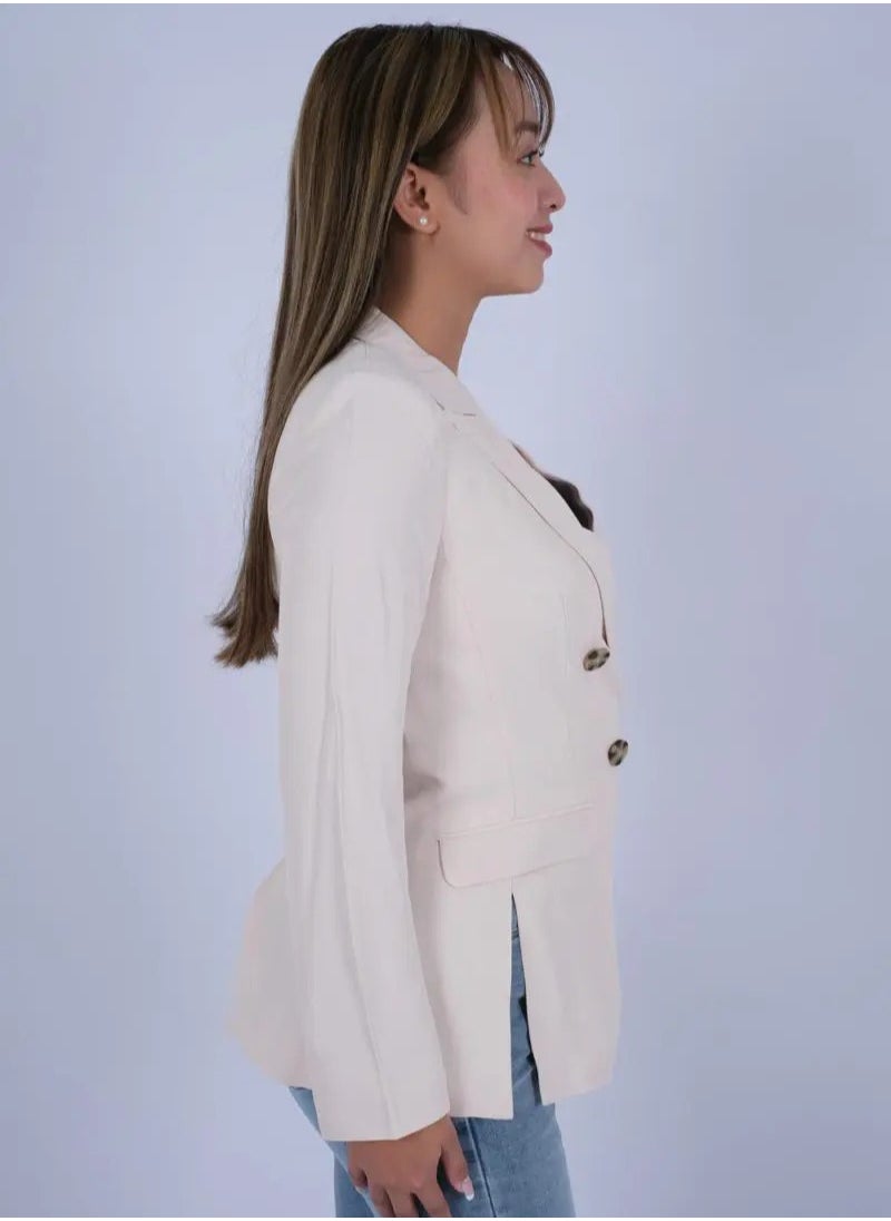 ONLY - Women’s Double Front Pockets Button Close Blazer in Fog - Image 1