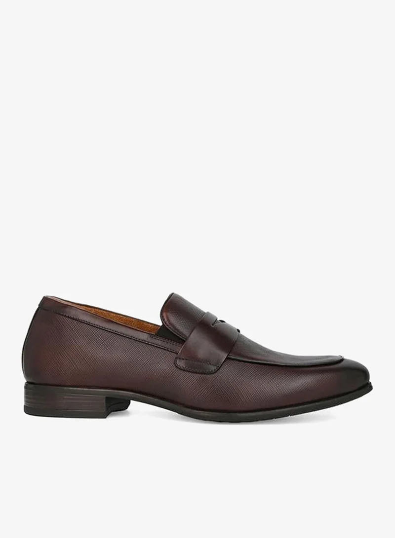 دوتشيني Men Textured Leather Loafers