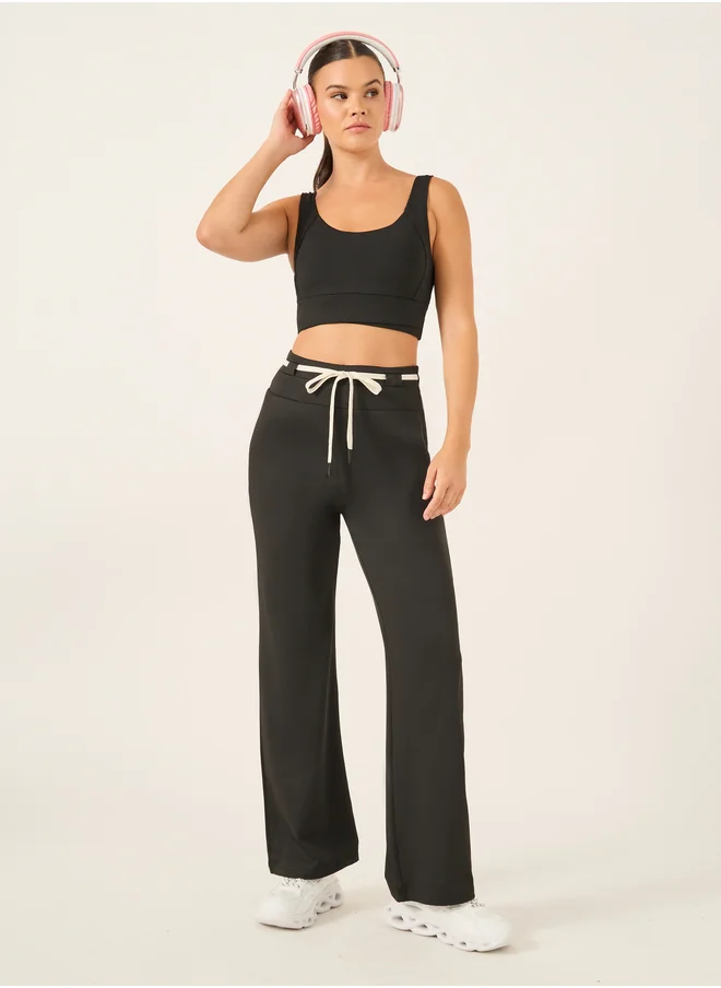 ستايلي Broad Underband Hook and Eye Detail Sports Bra