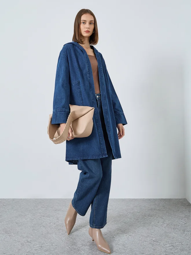 ستايلي معطف طويل بغطاء رأس من قماش الدنيم الأزرق