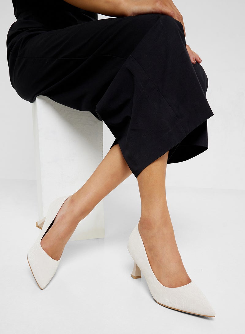BR High Heel Pointed Pump  - Image 5