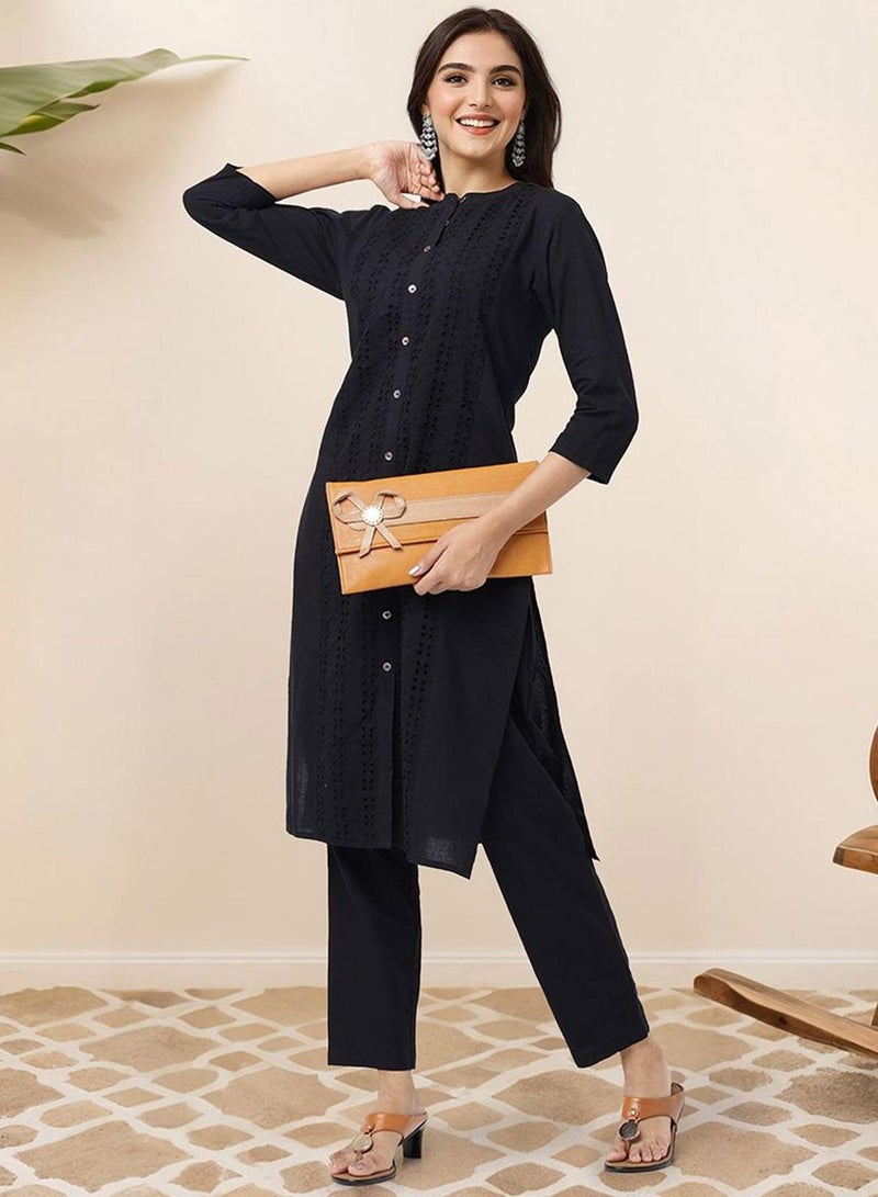 ISHIN Women's Black 100% Cotton Embellished Regular Fit Kurta Set  - Image 3