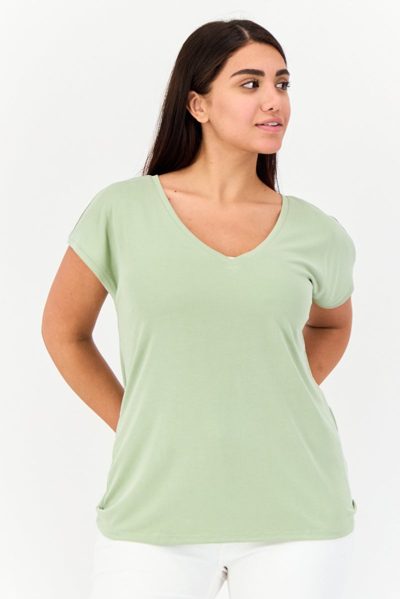 VERO MODA تي شيرت نسائي بأكمام قصيرة على شكل حرف V، زيتوني - Image 1