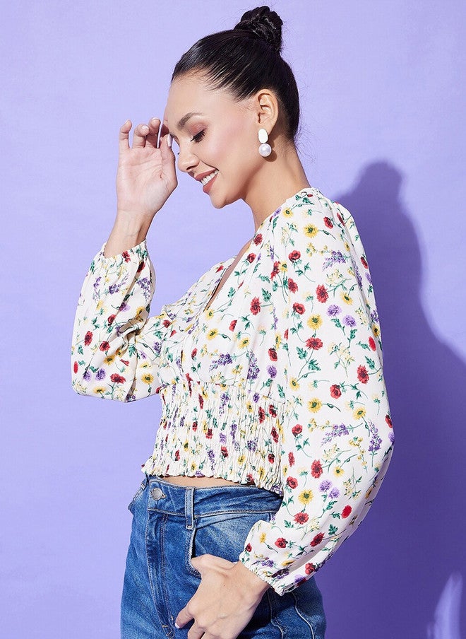 StyleStone بلوزة كروبية مزخرفة بأزهار من ستايل ستون بتصميم عنق على شكل V - Image 4