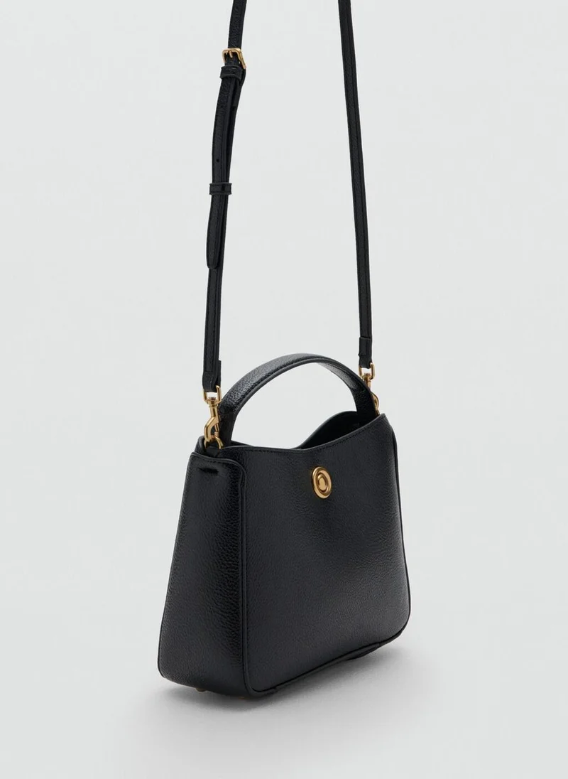 مانجو Small bucket bag with metal detail