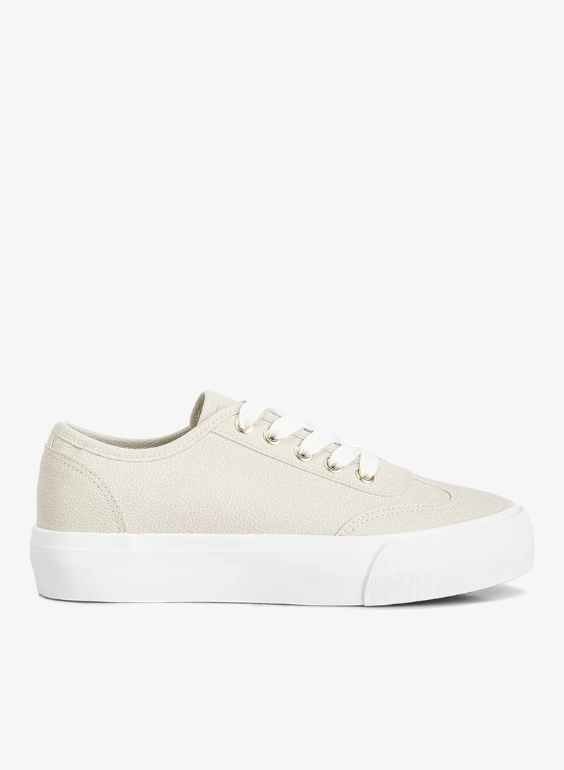 لندن راج حذاء رياضي فلاتفورم من الجلد الصناعي باللون الأبيض الفاتح