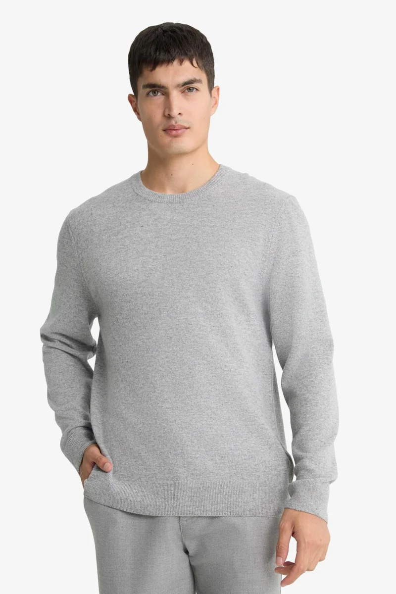 Defacto  100% Wool Standard Fit Crew Neck Pullover for Men | Best Price UAE