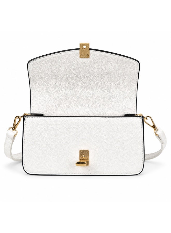 Elegant small women's leather shoulder bag with a gold metal clasp - Image 3