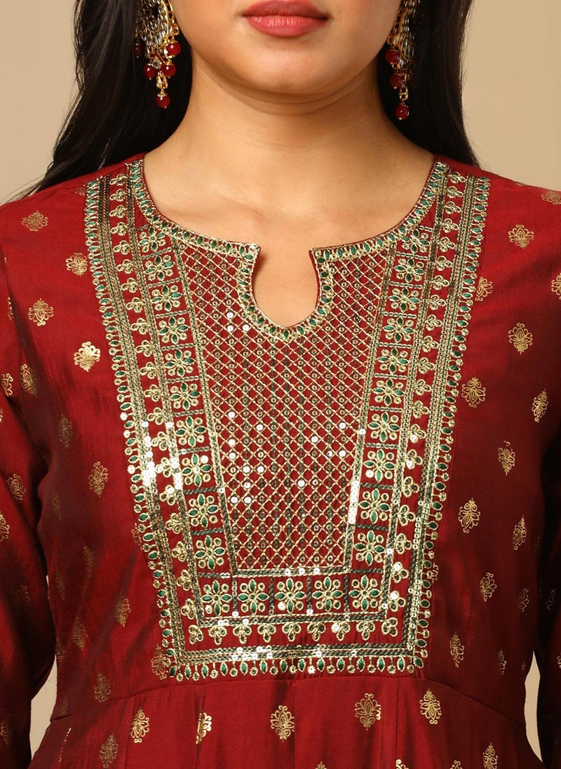 Globus Women's Maroon Anarkali Kurta Set with Sequinned Yoke and Gold Foil Print - Image 5