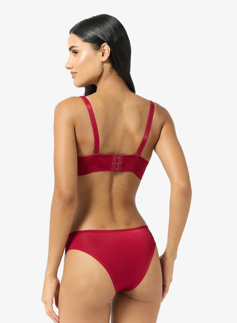 Ella  Lace Trim Detail Underwire \nBra & Panty Set for Women | Best Price UAE
