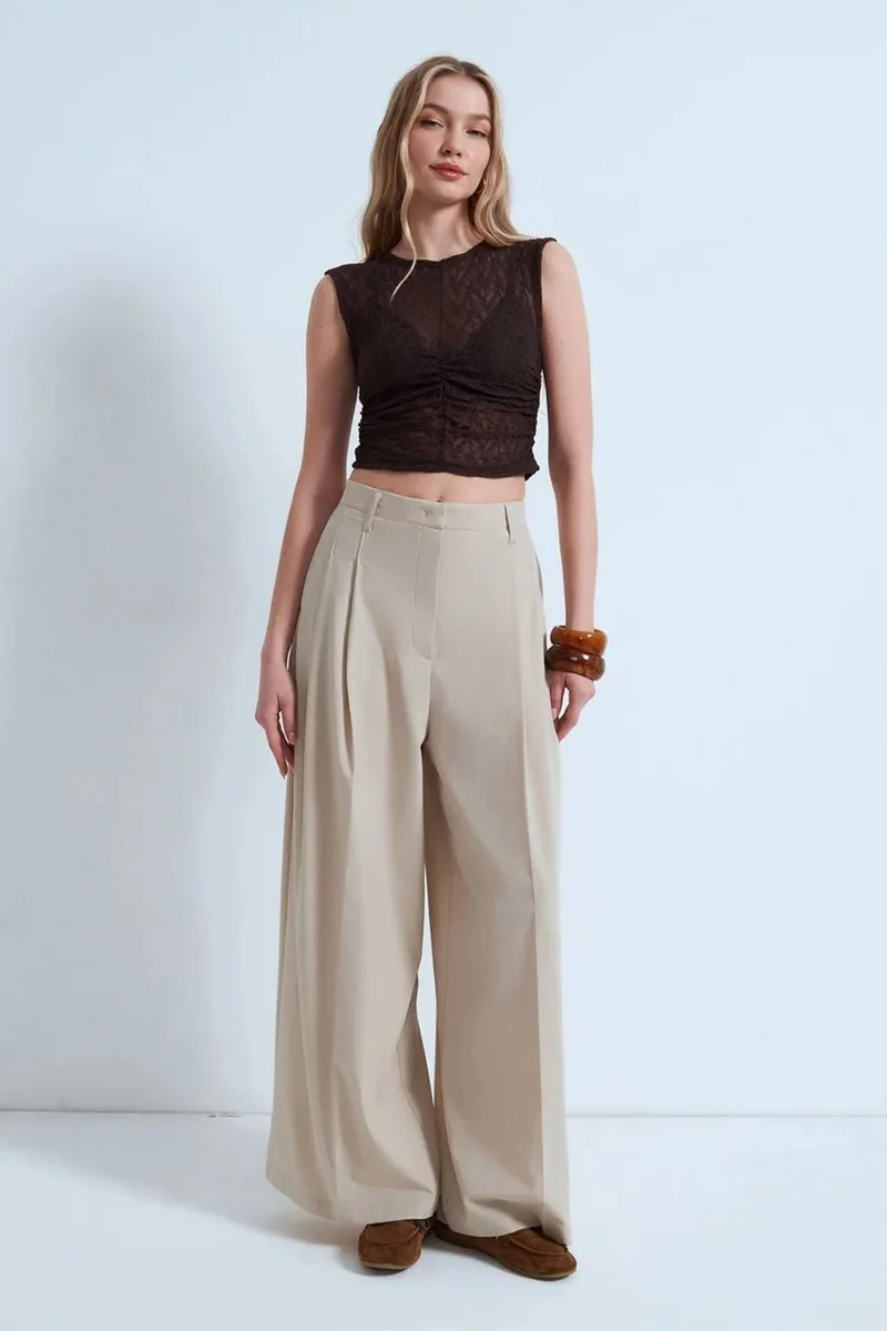 ديلفين DILVIN Sleeveless Lace Ribbed Blouse