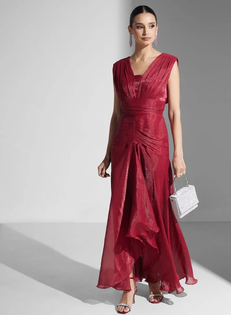 Namshi x Shimmering Scarlet Dress