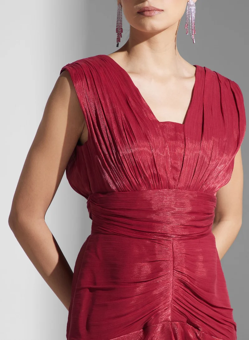Namshi x Shimmering Scarlet Dress