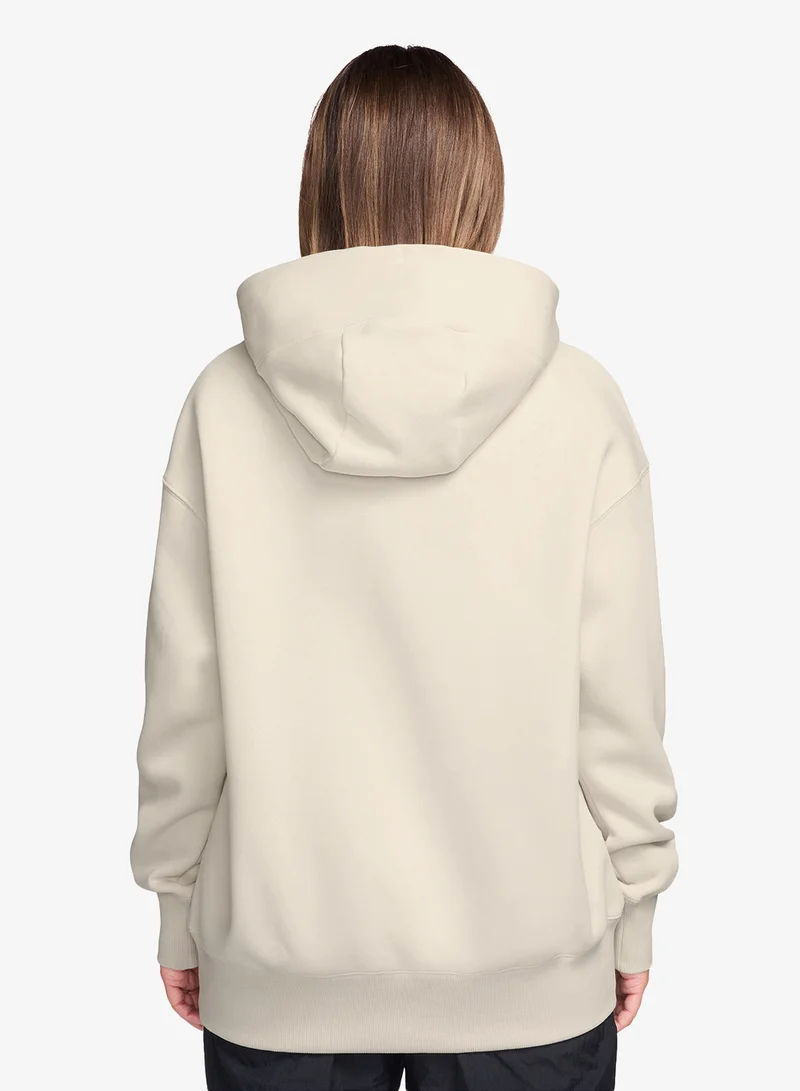 نايكي هودي ناهض بشعار كبير من فليس ان اس دبليو