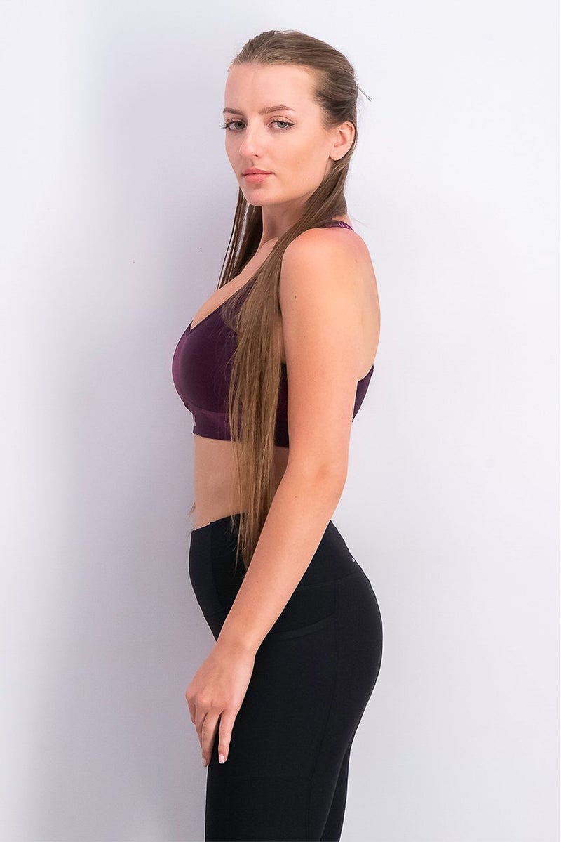 UNDER ARMOUR Women Regular Fit Sleeveless Lightly Padded Sport Bra, Purple - Image 3