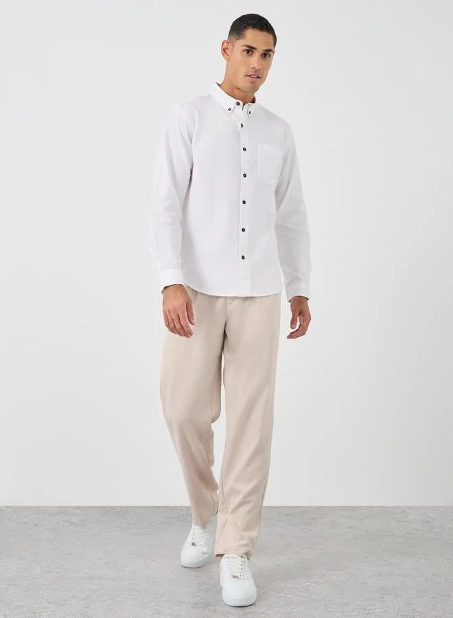 ستايلي قميص أكسفورد بقصة عادية وياقة بأزرار