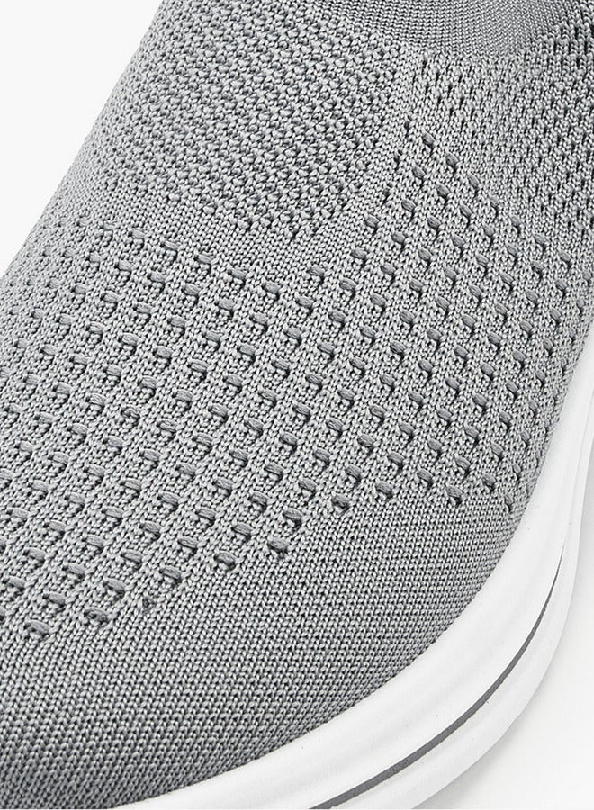 Oaklan by Shoexpress Textured Slip-On Sports Shoes with Pull Tab - Image 5