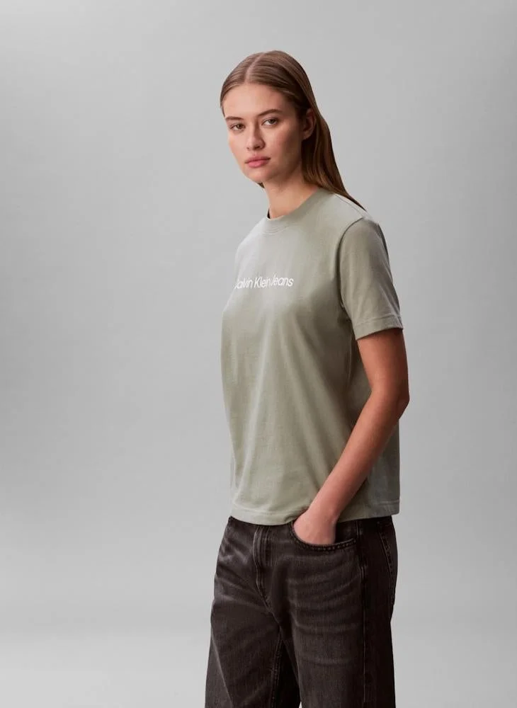 Casual A- Inst. Logo Classic T-Shirt Ss