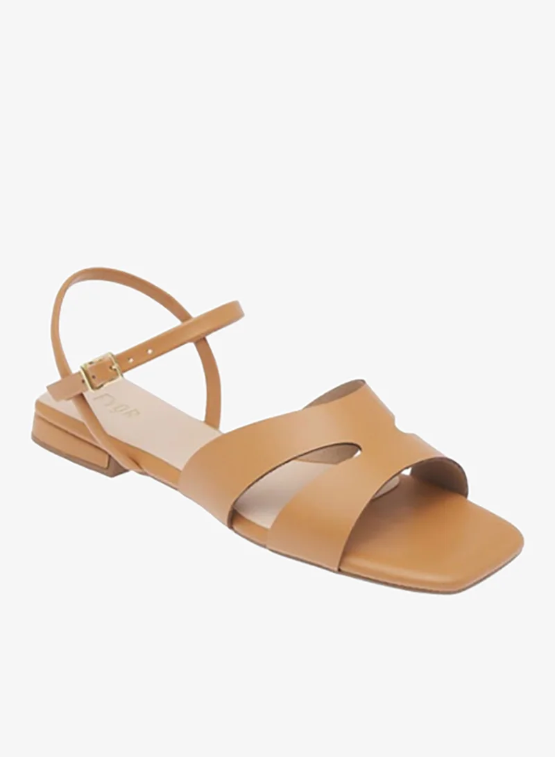 فايور Stylish Flat Sandal BCM 170