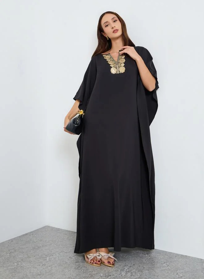 تايك تو فستان ماكسي مزين بتطريز نسائي