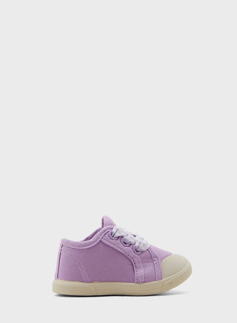 Zippy Infant Low Top Lace Up Sneakers