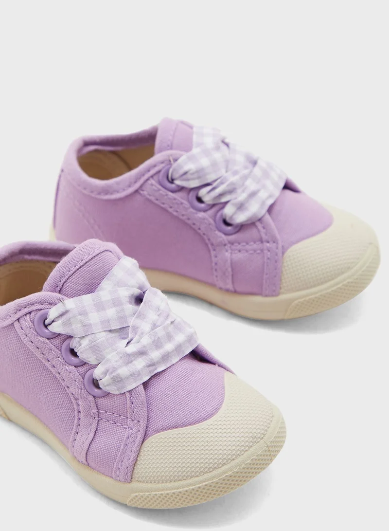 Zippy Infant Low Top Lace Up Sneakers